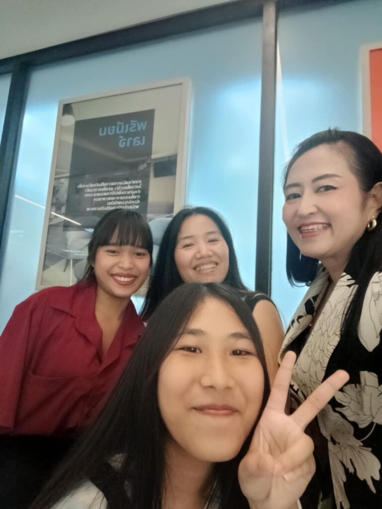 Spoyzy with clients at TLScontact Bangkok on submission day